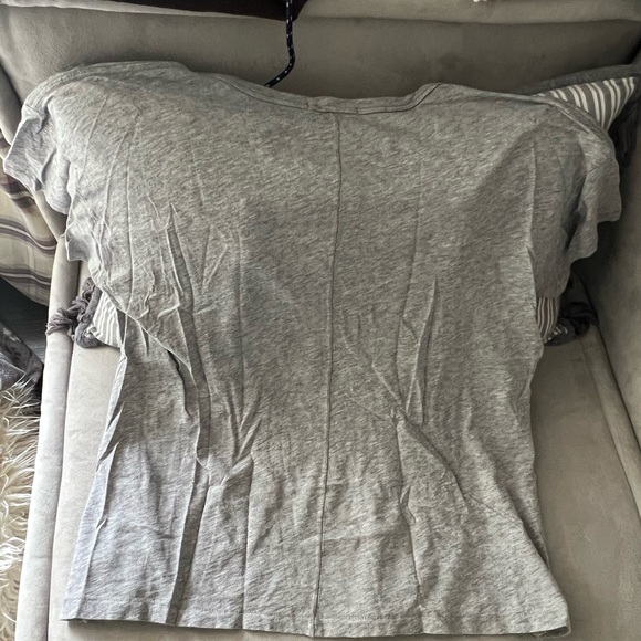 Like New Rag and Bone T shirt Size M - Picture 3 of 3